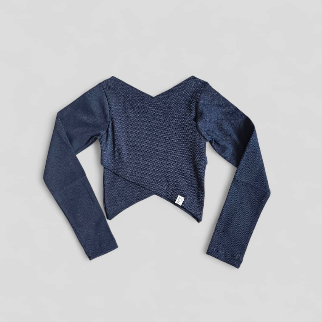 فروش-کراپ-تاپ-پینترستی کراپ ضربدری سورمه ای